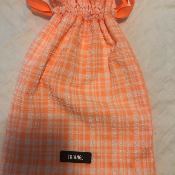 Triangl - Picture 3 of 3